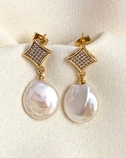 Clara Diamond Pearl Earrings